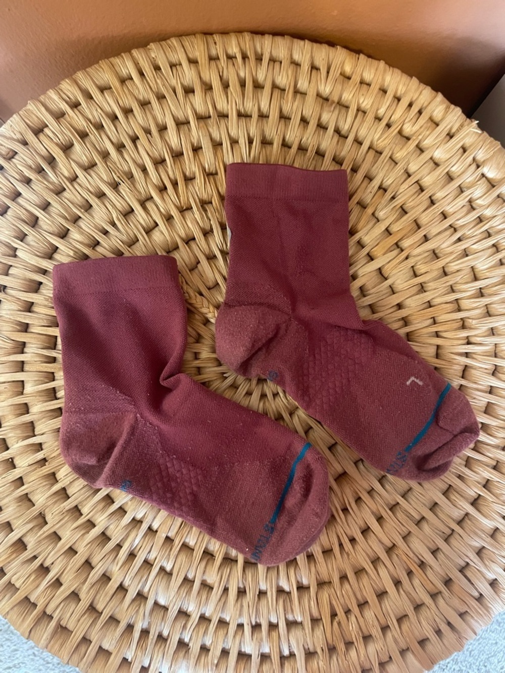 Stance Rouge Performance Quarter Socks Size Small - Picture 3 of 7